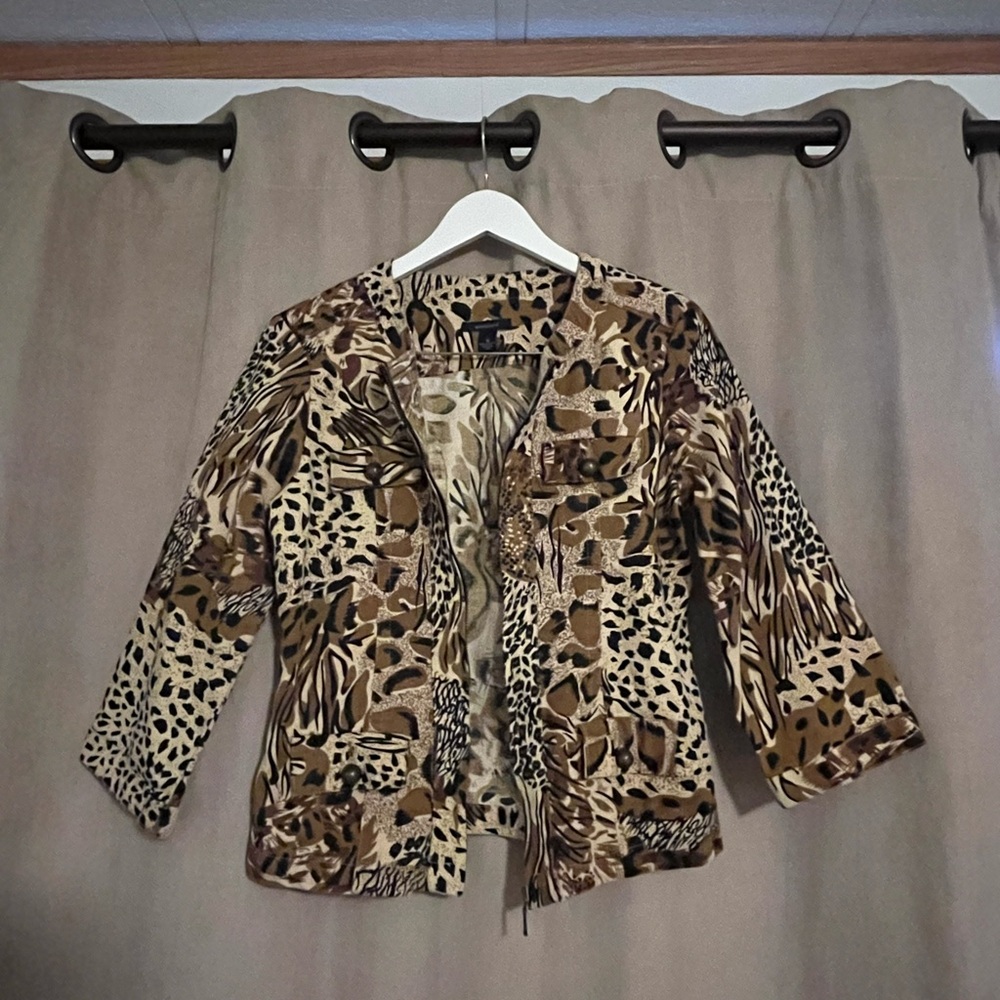 Westbound Women’s Animal Print 3/4 Sleeve Boxy Crewneck Jacket